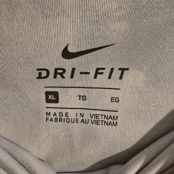 Nike Dri-Fit purple and white tie-dye cropped leggings womans size XL - Picture 5 of 6